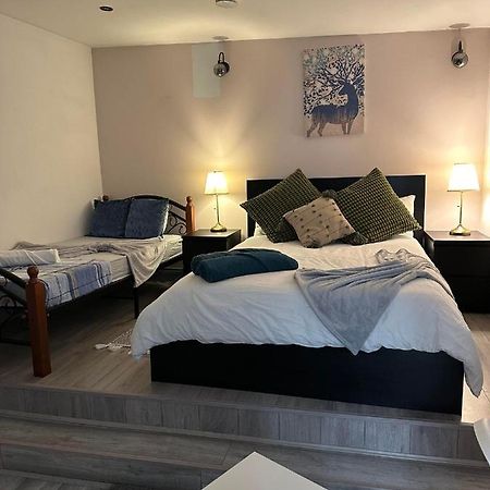 Charming Studio Apartment In لندن المظهر الخارجي الصورة