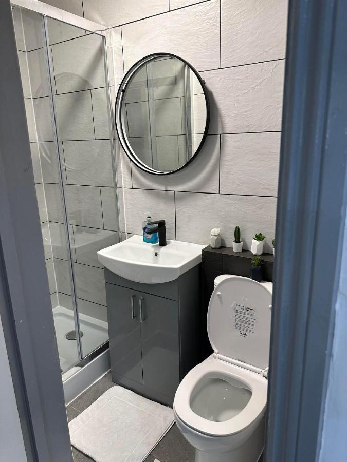 Charming Studio Apartment In لندن المظهر الخارجي الصورة